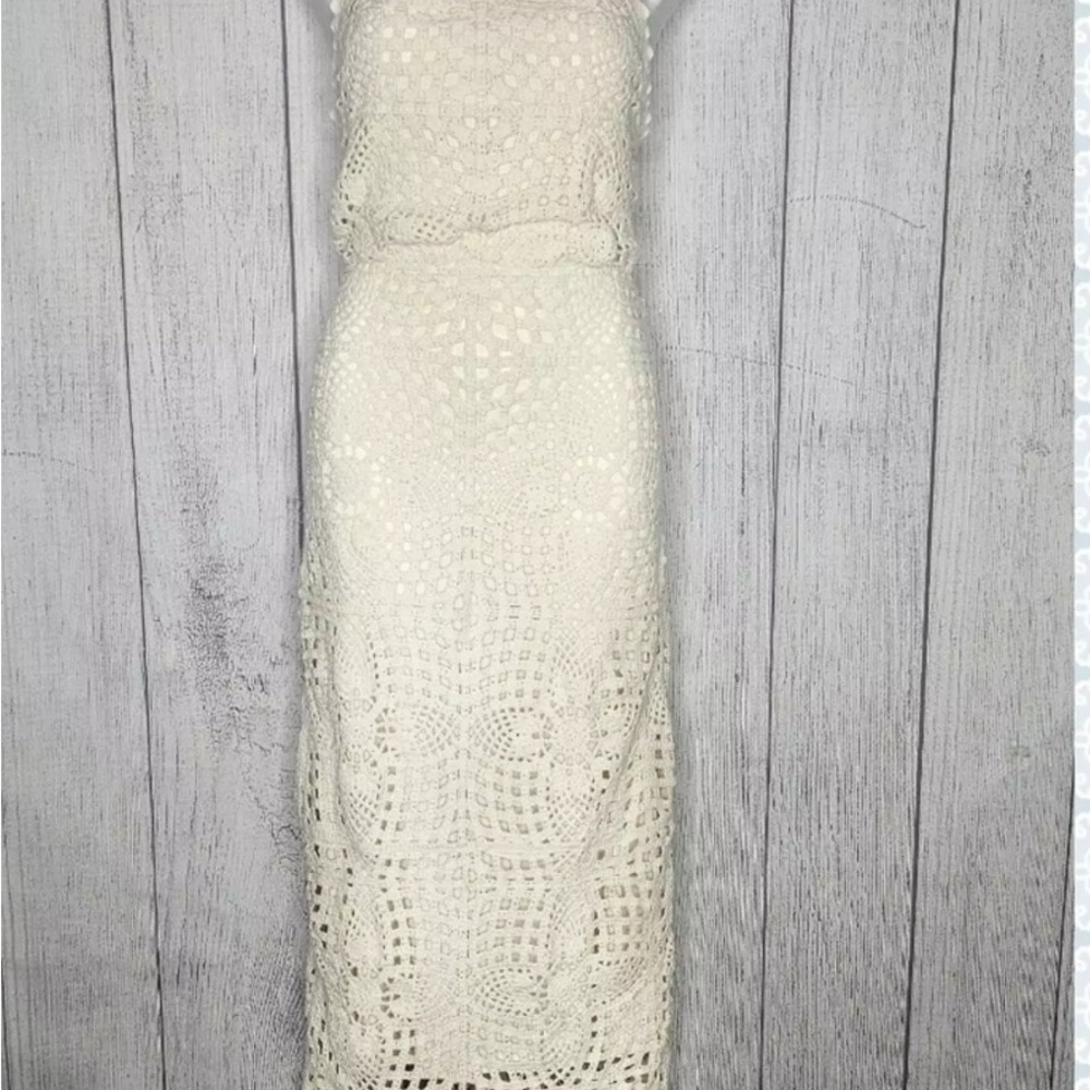House of Harlow Elegant Cream Lace Dress